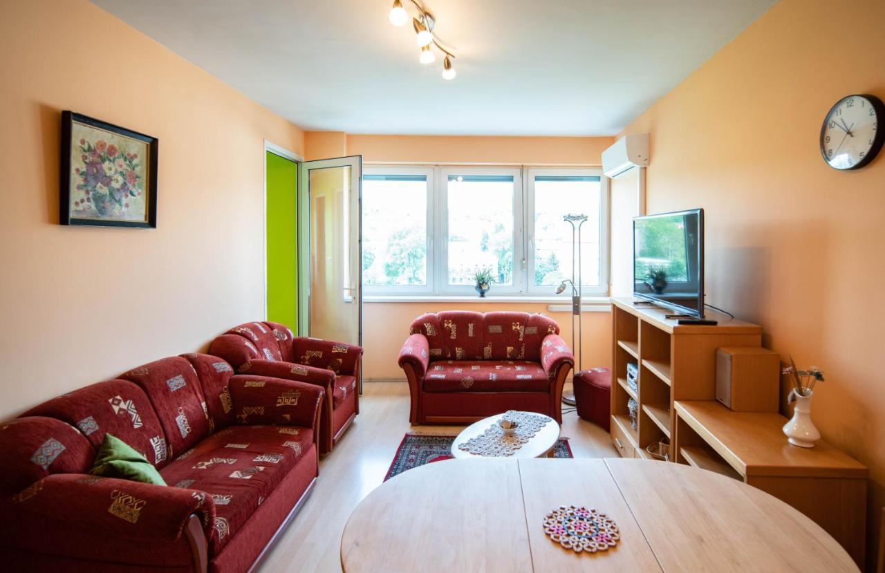 Free Parking Amphitheater Apartment - Wifi, Ac, Tv 부다페스트 외부 사진