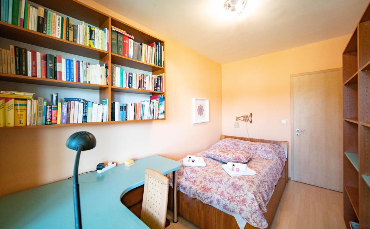 Free Parking Amphitheater Apartment - Wifi, Ac, Tv 부다페스트 외부 사진
